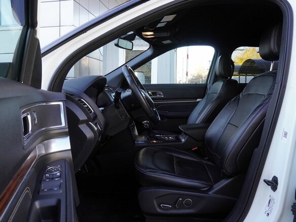 2018 Ford Explorer V Рестайлинг 2, белый, 2995000 рублей - вид 26