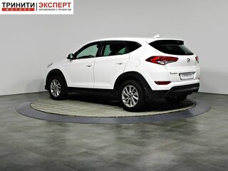 2017 Hyundai Tucson III, белый, 2067000 рублей, вид 4