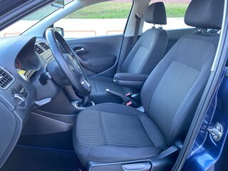 2015 Volkswagen Polo V, синий, 780000 рублей, вид 4