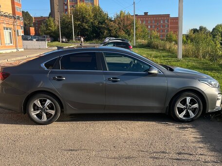 2019 Kia Cerato IV, серый, 1590000 рублей, вид 3