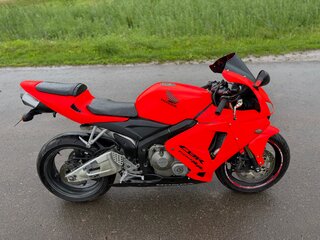 2005 Honda CBR 600RR, оранжевый, 420000 рублей, вид 4