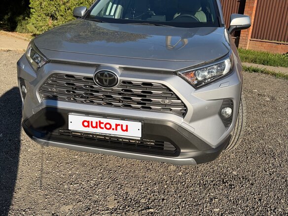 2019 Toyota RAV4 V (XA50), серый, 3000050 рублей - вид 2