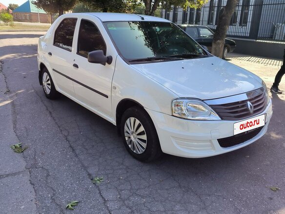 2011 Renault Logan I Рестайлинг, белый, 350000 рублей - вид 6