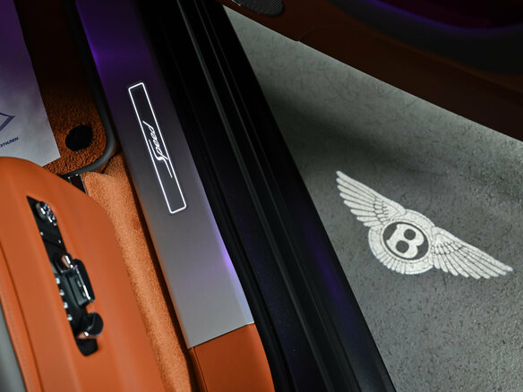 2021 Bentley Bentayga Speed I Рестайлинг, серый - вид 34