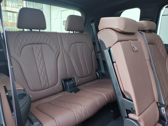 2026 BMW X7 40d I (G07) Рестайлинг, зелёный, 17349000 рублей - вид 18