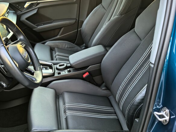 2022 Audi A3 Sportback 35 TFSI IV (8Y), синий, 2650000 рублей - вид 13