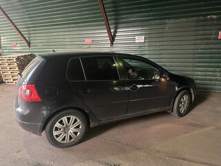 2007 Volkswagen Golf V, чёрный, 420000 рублей, вид 2