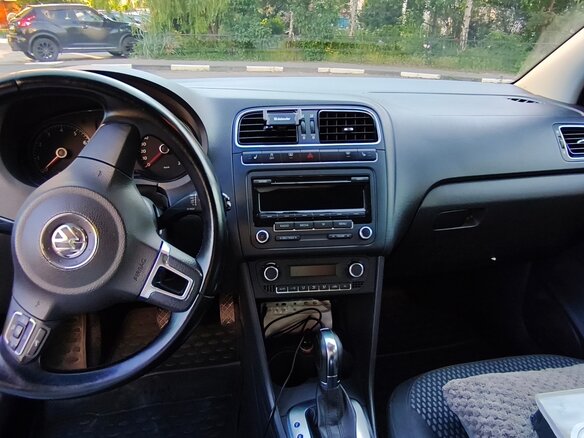2012 Volkswagen Polo V, серебристый, 980000 рублей - вид 7