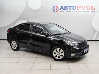 2015 Kia Rio III Рестайлинг, чёрный, 716000 рублей, вид 1