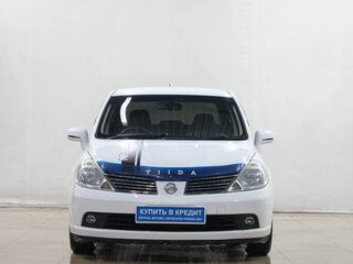 2004 Nissan Tiida Latio I, белый, 449000 рублей, вид 2