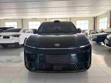 2026 Toyota bZ3X 58.3 kWh, серый, 2680900 рублей, вид 1