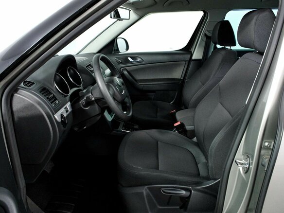 2012 Skoda Yeti I, серый - вид 16