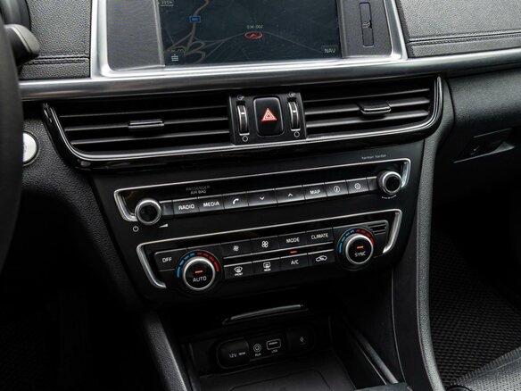 2018 Kia Optima IV, белый - вид 14