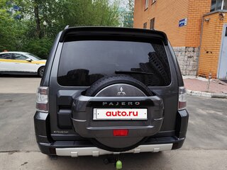 2012 Mitsubishi Pajero IV Рестайлинг 1, серый, 2450000 рублей, вид 5