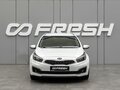 2017 Kia Ceed II Рестайлинг, белый - вид 2
