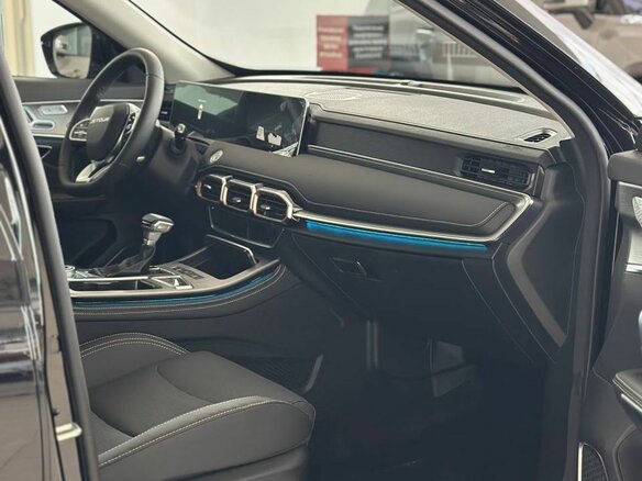 2026 Jetour X70+ I Рестайлинг, чёрный, 3099000 рублей - вид 4