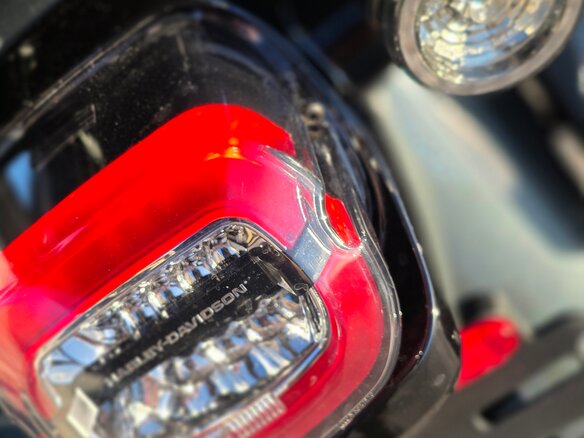 2026 Harley-Davidson Road Glide Limited, серый, 4499000 рублей - вид 10