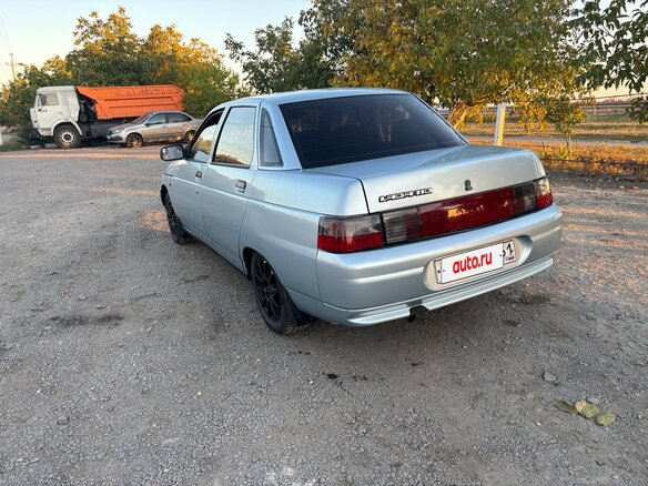 2003 Lada (ВАЗ) 2110, серебристый, 330000 рублей - вид 4