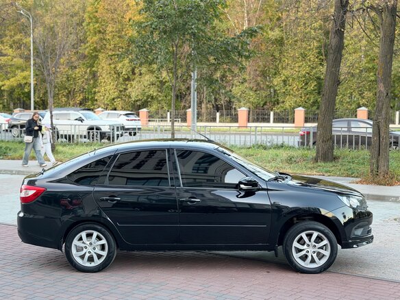 2018 Lada (ВАЗ) Granta I Рестайлинг, чёрный - вид 2