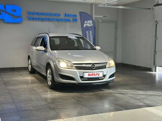 2008 Opel Astra H Рестайлинг, серебристый, 400000 рублей, вид 3