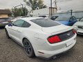 2018 Ford Mustang VI Рестайлинг, белый, 2390000 рублей - вид 2