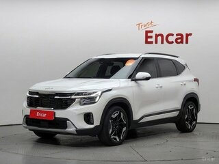 2022 Kia Seltos I Рестайлинг, белый, 1730000 рублей, вид 1