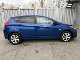 2011 Hyundai Solaris I, синий, 645000 рублей, вид 5