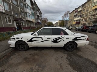 1997 Toyota Crown X (S150), белый, 300000 рублей, вид 2