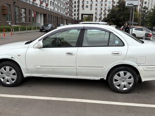 2000 Nissan Bluebird Sylphy I (G10), белый, 230000 рублей, вид 4