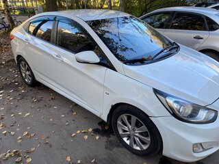 2012 Hyundai Solaris I, белый, 520000 рублей, вид 2
