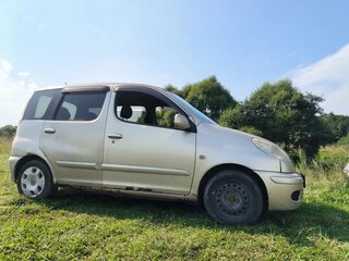 2004 Toyota FunCargo, золотистый, 220000 рублей, вид 5