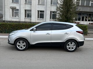 2011 Hyundai ix35 I, серебристый, 1000000 рублей, вид 4