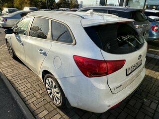 2017 Kia Ceed II Рестайлинг, белый, 1149000 рублей, вид 4