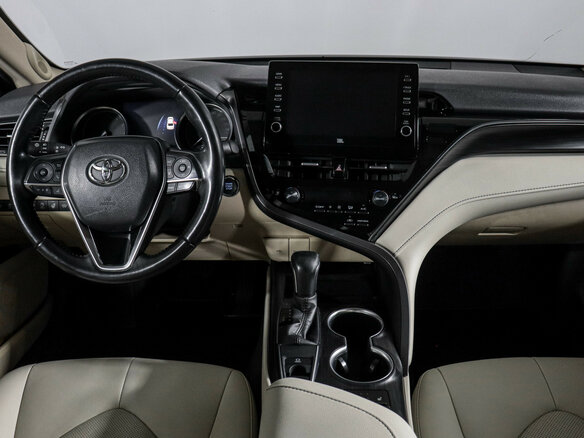 2021 Toyota Camry VIII (XV70) Рестайлинг, чёрный, 3175000 рублей - вид 11