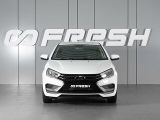 2024 Lada (ВАЗ) Vesta I Рестайлинг (NG), белый, 1450000 рублей, вид 3