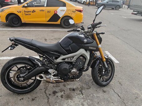 2014 Yamaha MT-09 (FZ-09), чёрный, 700000 рублей, вид 3