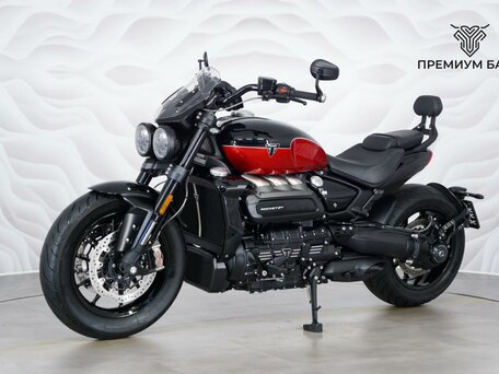 2025 Triumph Rocket 3, чёрный, 2877000 рублей, вид 3