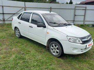 2012 Lada (ВАЗ) Granta I, белый, 260000 рублей, вид 2