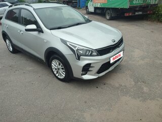 2021 Kia Rio X IV Рестайлинг, жёлтый, 1100000 рублей, вид 3