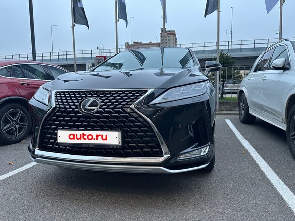 2020 Lexus RX 300 IV Рестайлинг, чёрный, 6200000 рублей - вид 1