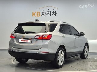 2019 Chevrolet Equinox III, серебристый, 1546000 рублей, вид 2