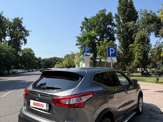 2016 Nissan Qashqai II, серый, 1350000 рублей, вид 2