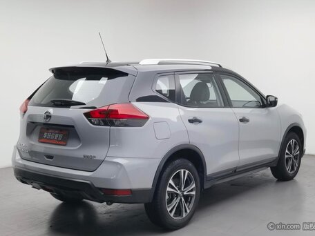 2023 Nissan X-Trail III Рестайлинг, серый, 1700000 рублей, вид 3