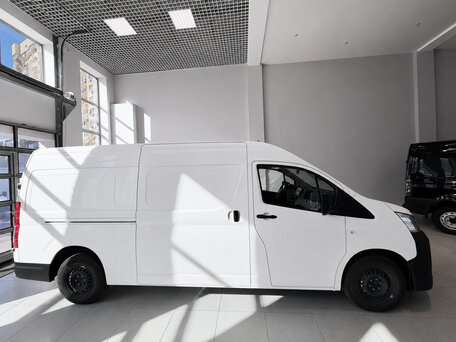 2025 Toyota HiAce, белый, 6100000 рублей, вид 4