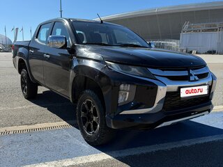 2019 Mitsubishi L200 V Рестайлинг, чёрный, 1600000 рублей, вид 4