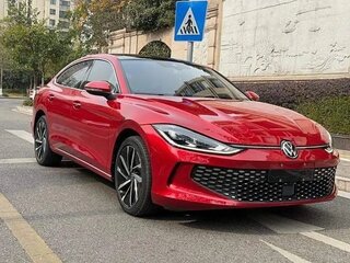 2022 Volkswagen Lamando I Рестайлинг, красный, 1800000 рублей, вид 4