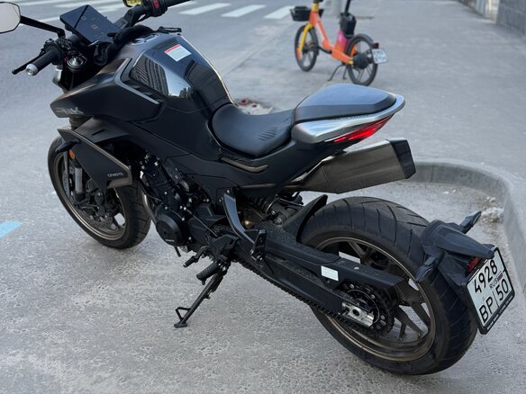 2024 CFMoto 800NK, чёрный, 630000 рублей