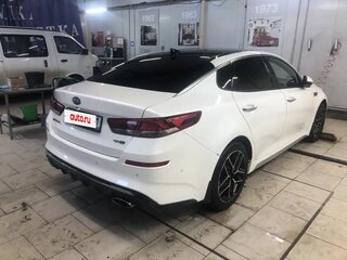 2018 Kia Optima IV, белый, 1800000 рублей, вид 4