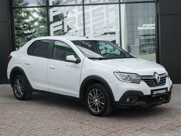 2020 Renault Logan Stepway II Рестайлинг, белый, 949000 рублей
