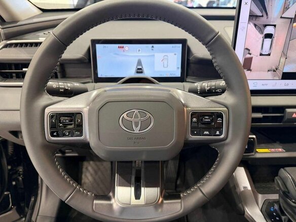 2025 Toyota RAV4 VI (XA60), чёрный, 4700000 рублей - вид 10